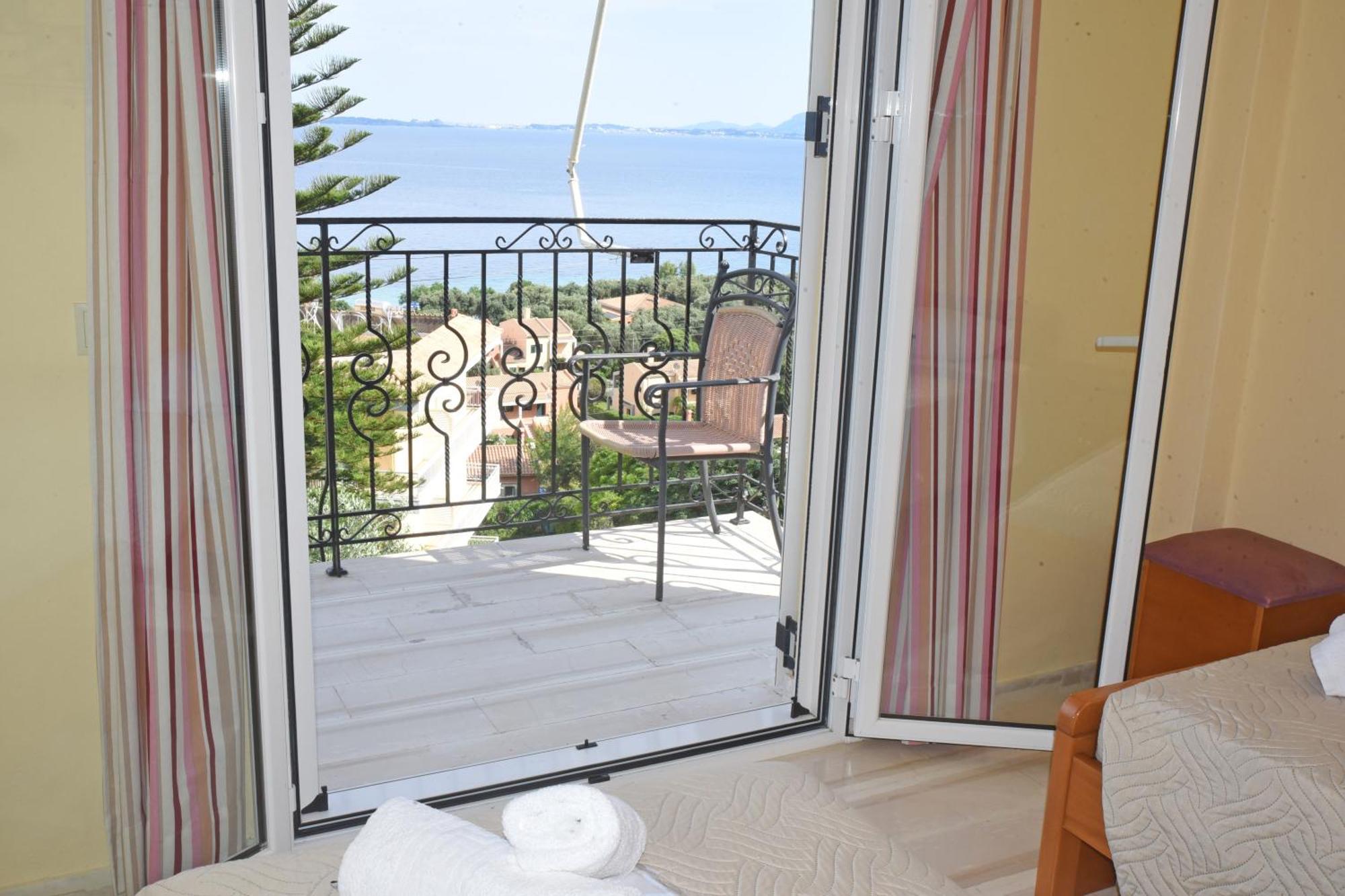 Butterfly Barbati Apartments Екстериор снимка