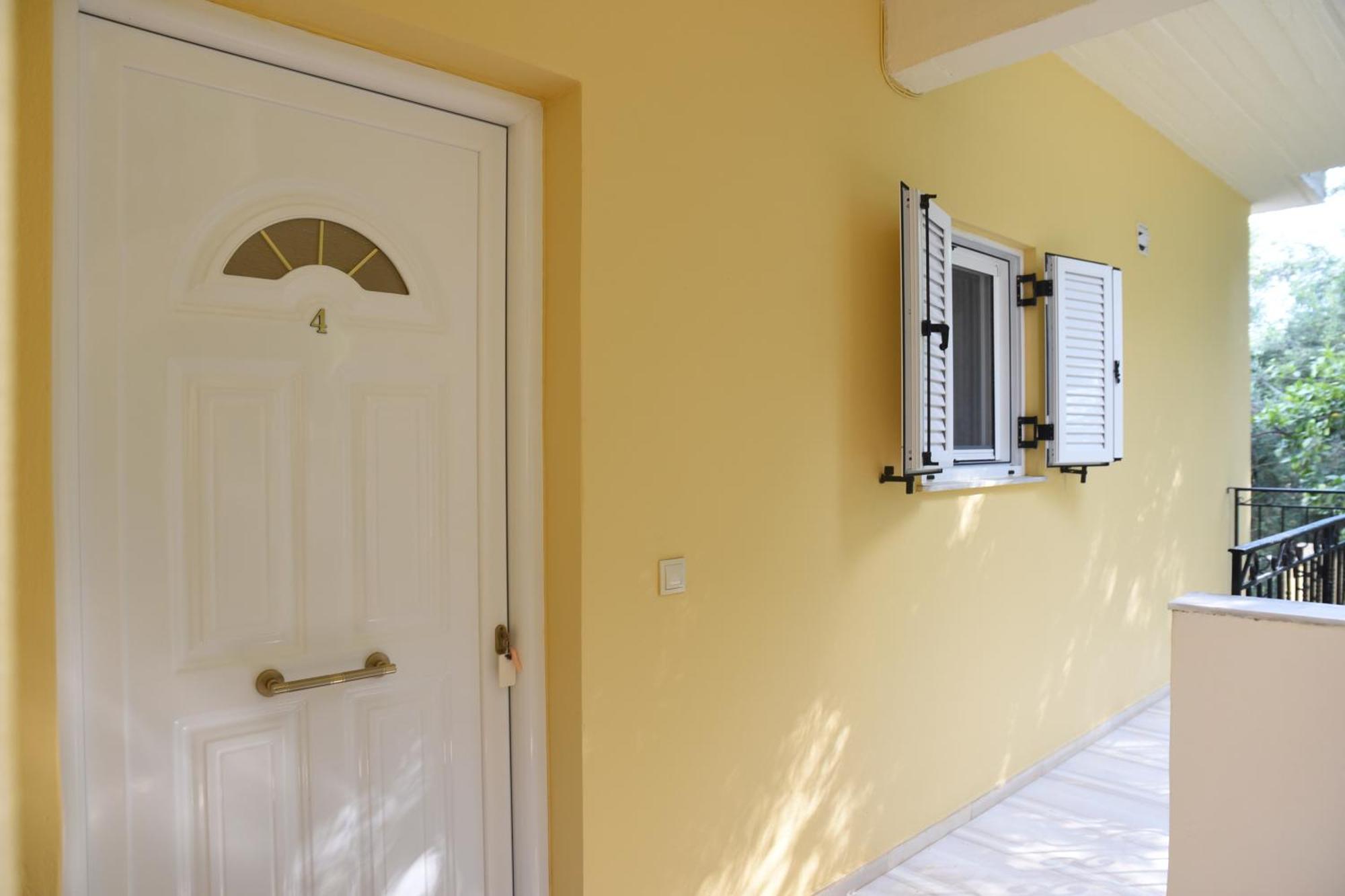 Butterfly Barbati Apartments Екстериор снимка